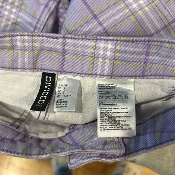H&M divided plaid jeans size 2 women’s - Picture 8 of 9